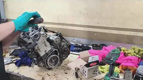 Husqvarna TE250 Engine rebuild
