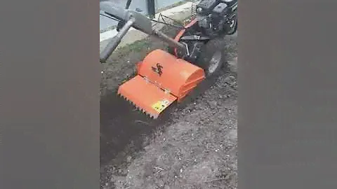 Работа культиватора Husqvarna 430