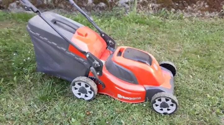 SavjetZeleni - HUSQVARNA LC 141 Li - Baterijska kosilica