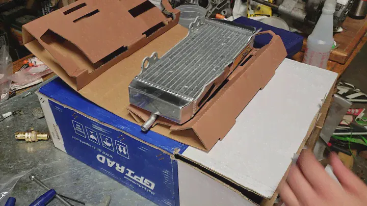 Unboxing a GPI Radiator Set - 2011-2016 KX250f