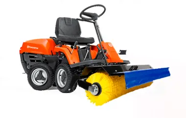 Райдер Husqvarna R213C с щеткой 100 см