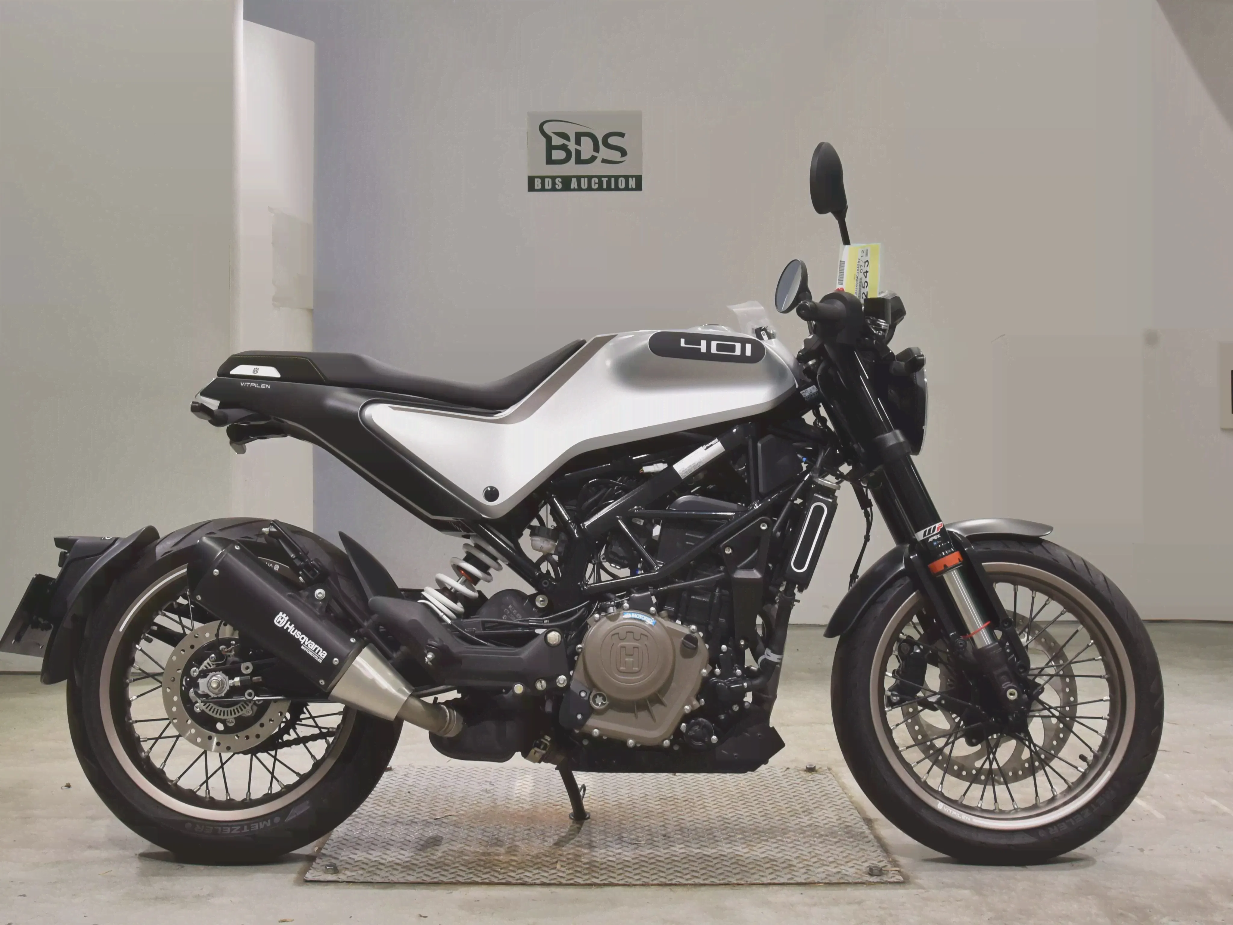 Husqvarna VITPILEN 401 1438 г.-0