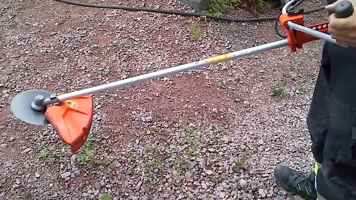 Klaravik.se - Husqvarna 235R Röjsåg med klinga