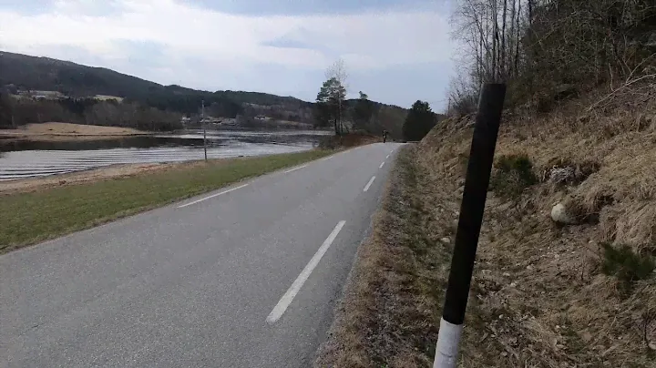Husqvarna smr 125 wheelies/burnout