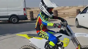 Got his brandnew 2023 Husqvarna TC85